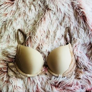 Victoria’s Secret Bra.💜